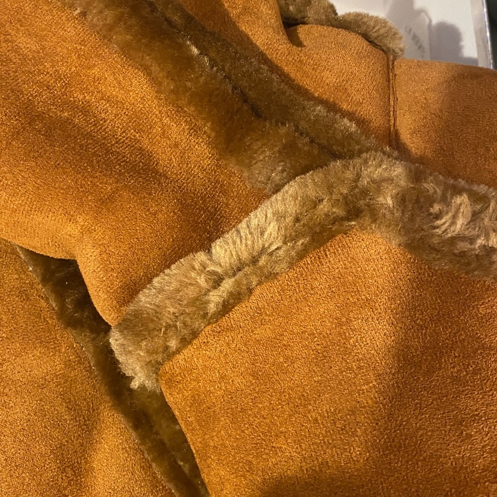 NWT AZALEA WANG ICELANDER BROWN FUR BOOT - Picture 13 of 16